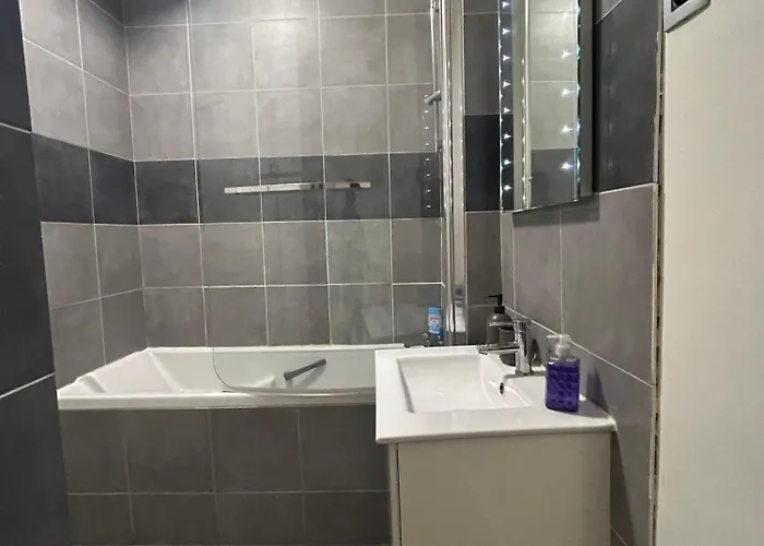 Cosy Quartier Champs Elysees Apartamento